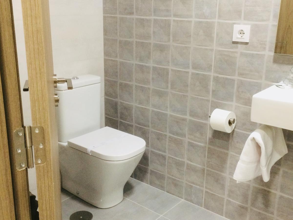 Отель Hostal Oregar Сантьяго-де-Компостела Экстерьер фото