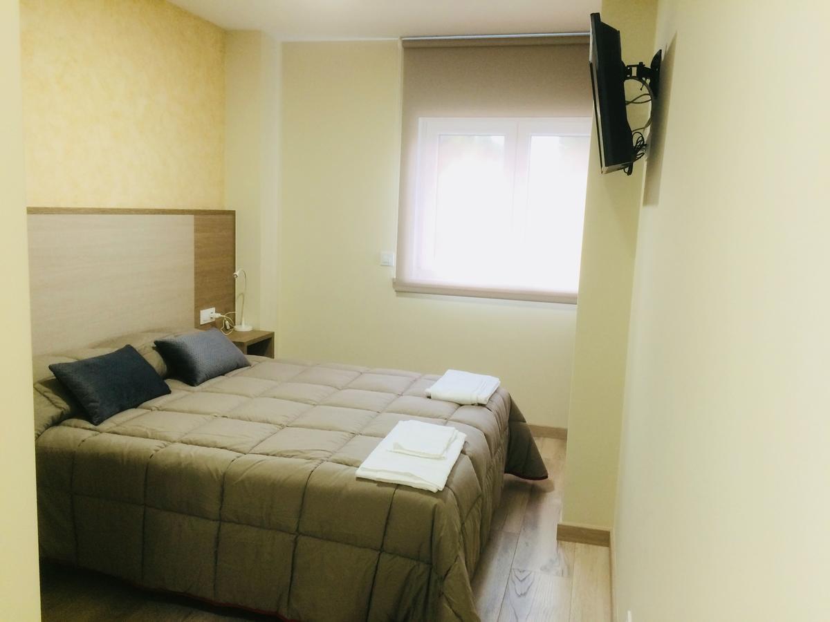 Отель Hostal Oregar Сантьяго-де-Компостела Экстерьер фото